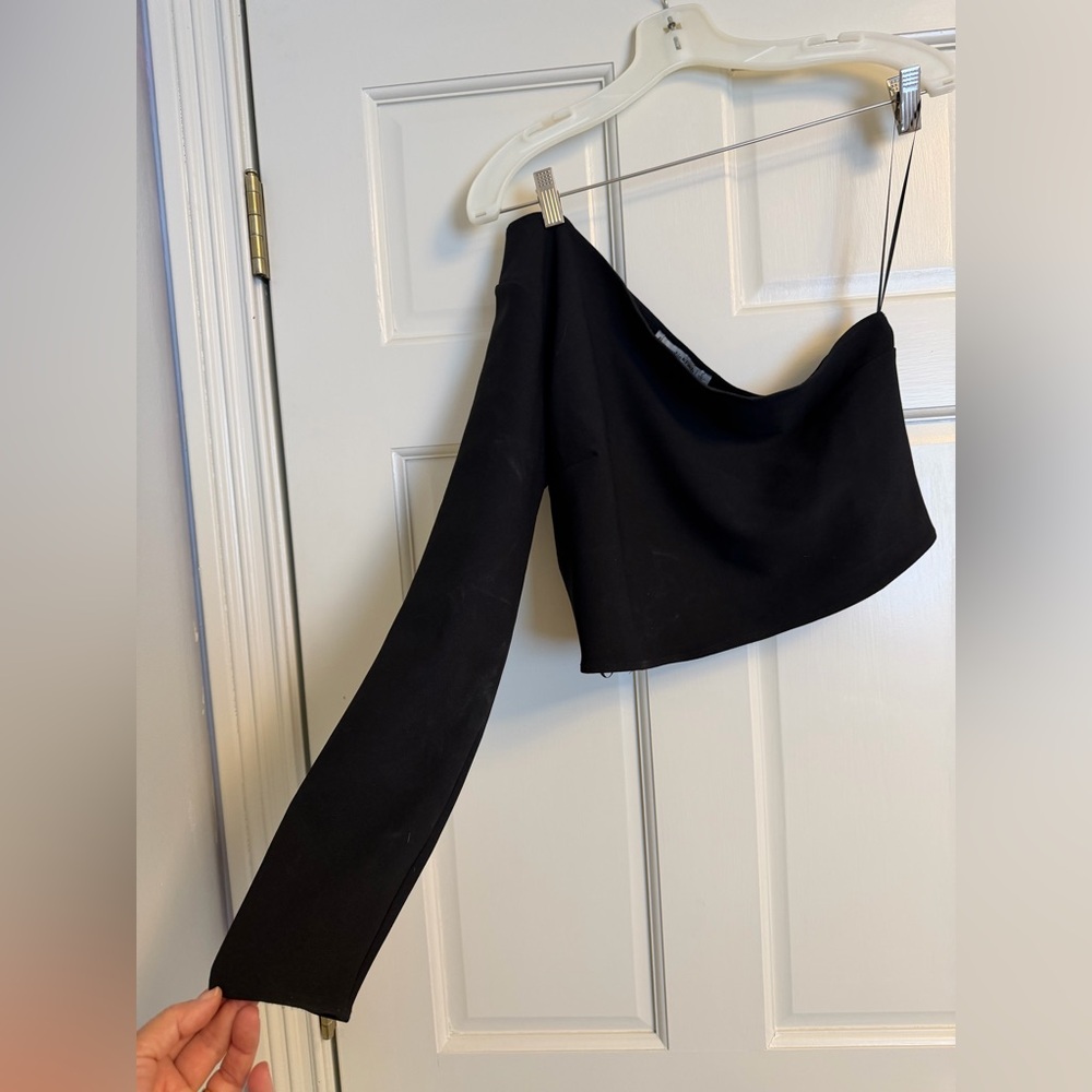 Abercrombie & Fitch Black Asymmetric One-Shoulder Crop